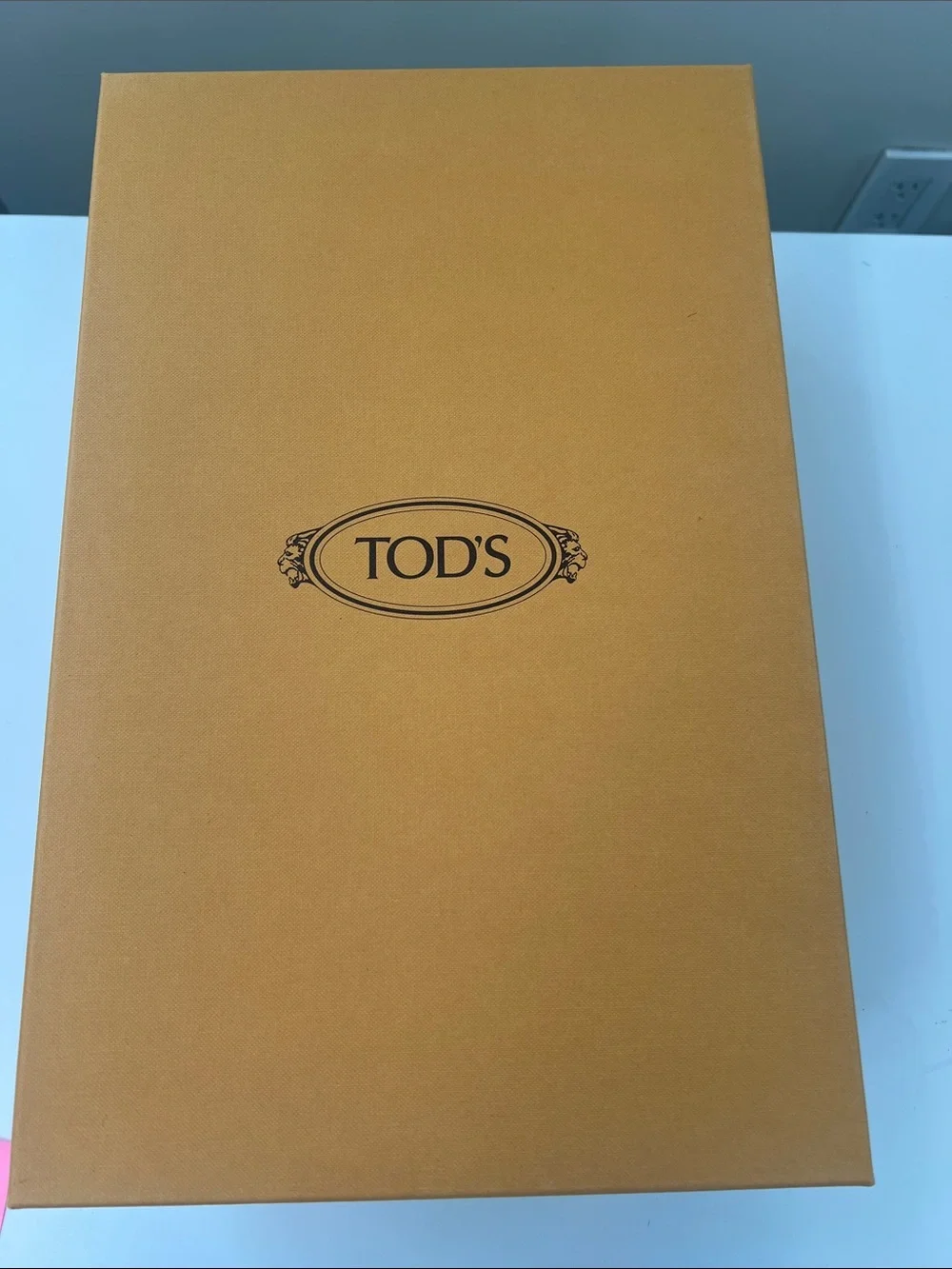 Tods smooth black